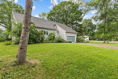 32 Tracy Lane Shelburne VT 05482