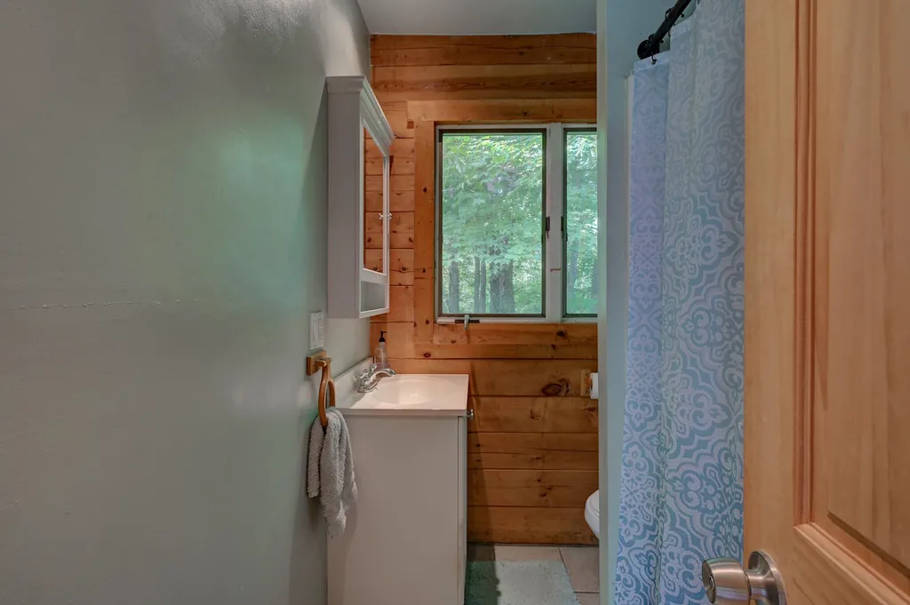 5 Wildflower Lane Bartlett NH 03812