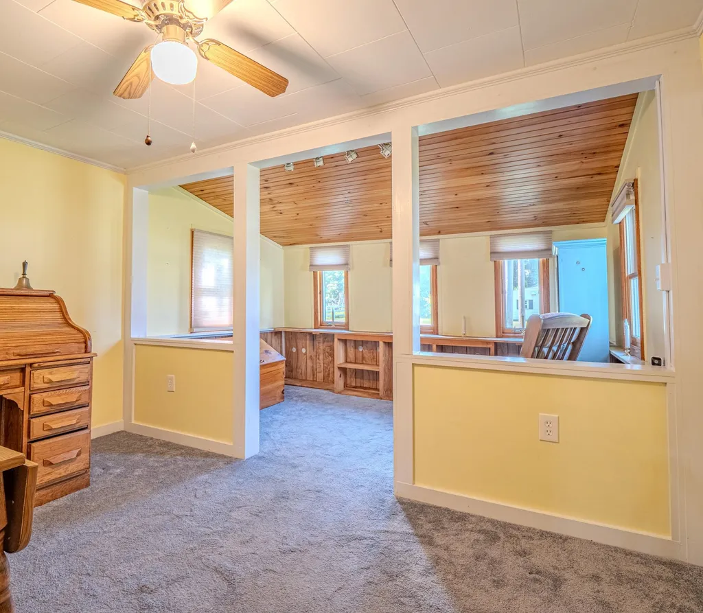 14 Brayton Road Poultney VT 05764