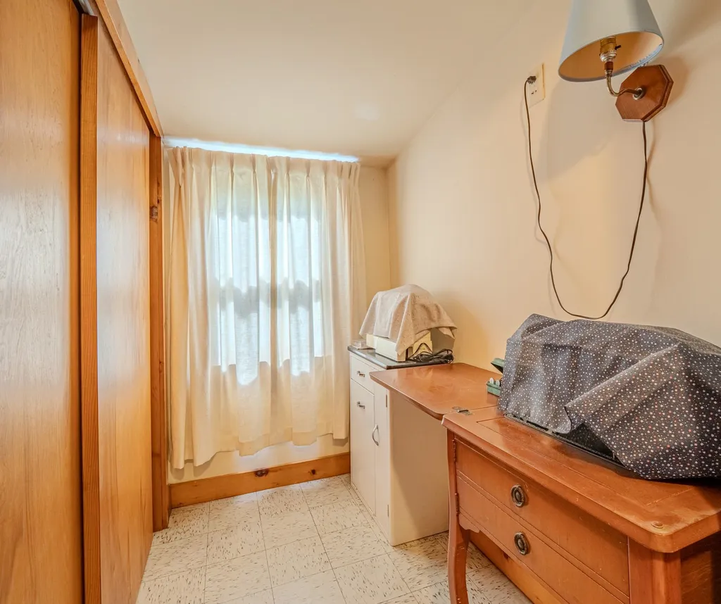 14 Brayton Road Poultney VT 05764