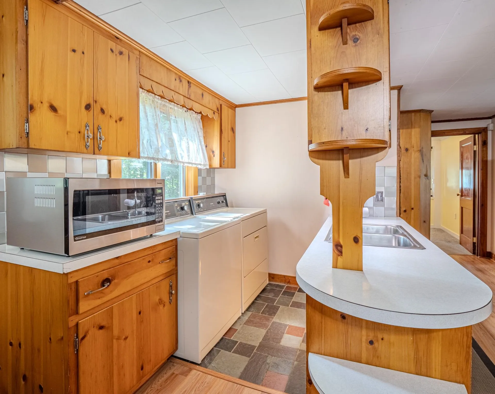 14 Brayton Road Poultney VT 05764