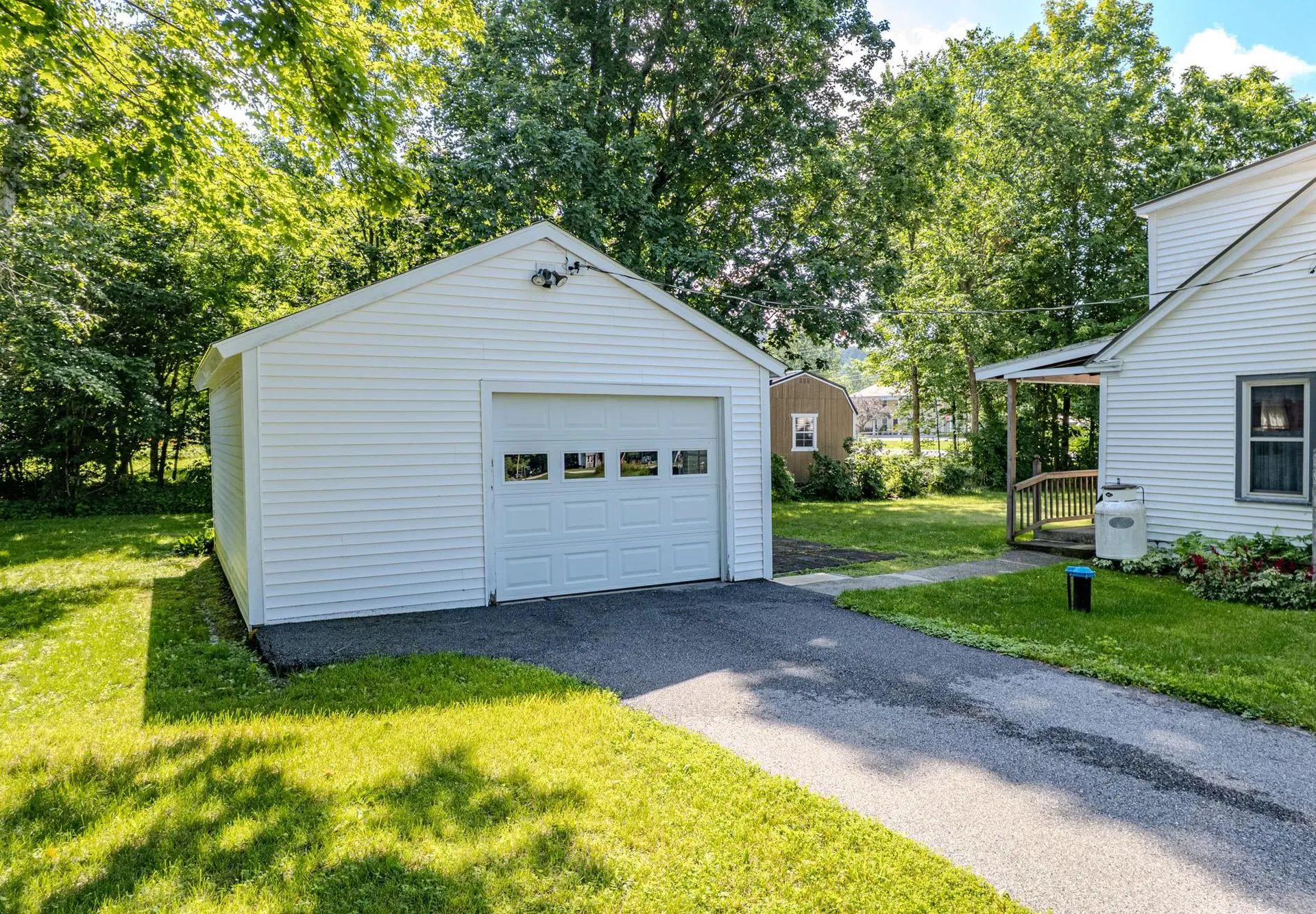 14 Brayton Road Poultney VT 05764