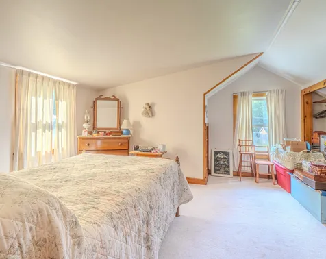 14 Brayton Road Poultney VT 05764
