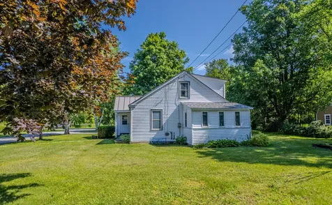 14 Brayton Road Poultney VT 05764