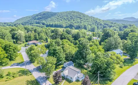 14 Brayton Road Poultney VT 05764