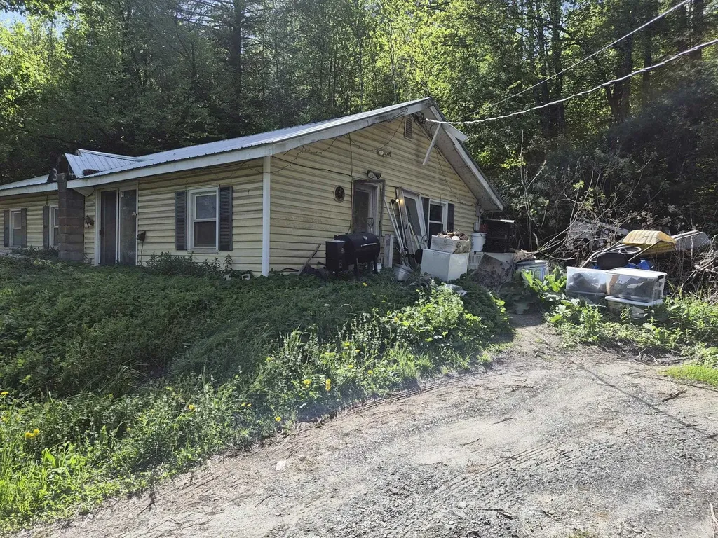 34 Bolduc Road Middlesex VT 05602