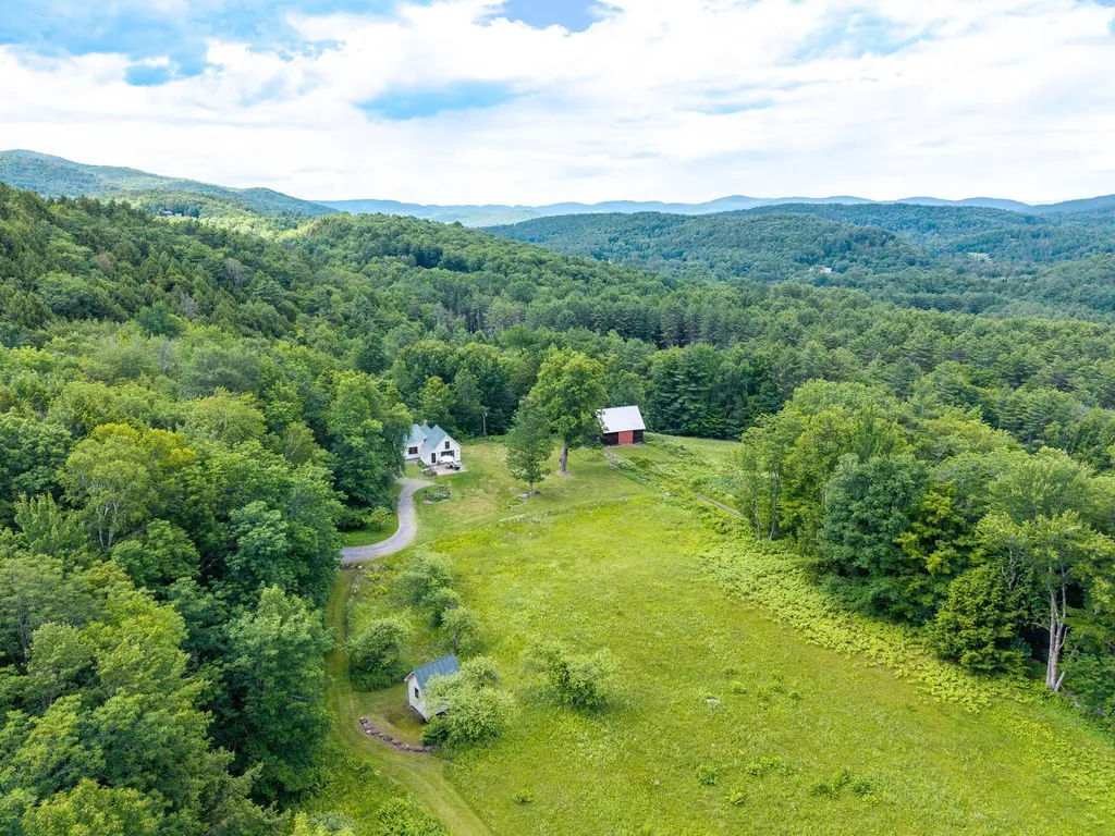 172 Poor Farm Road North Thetford VT 05075