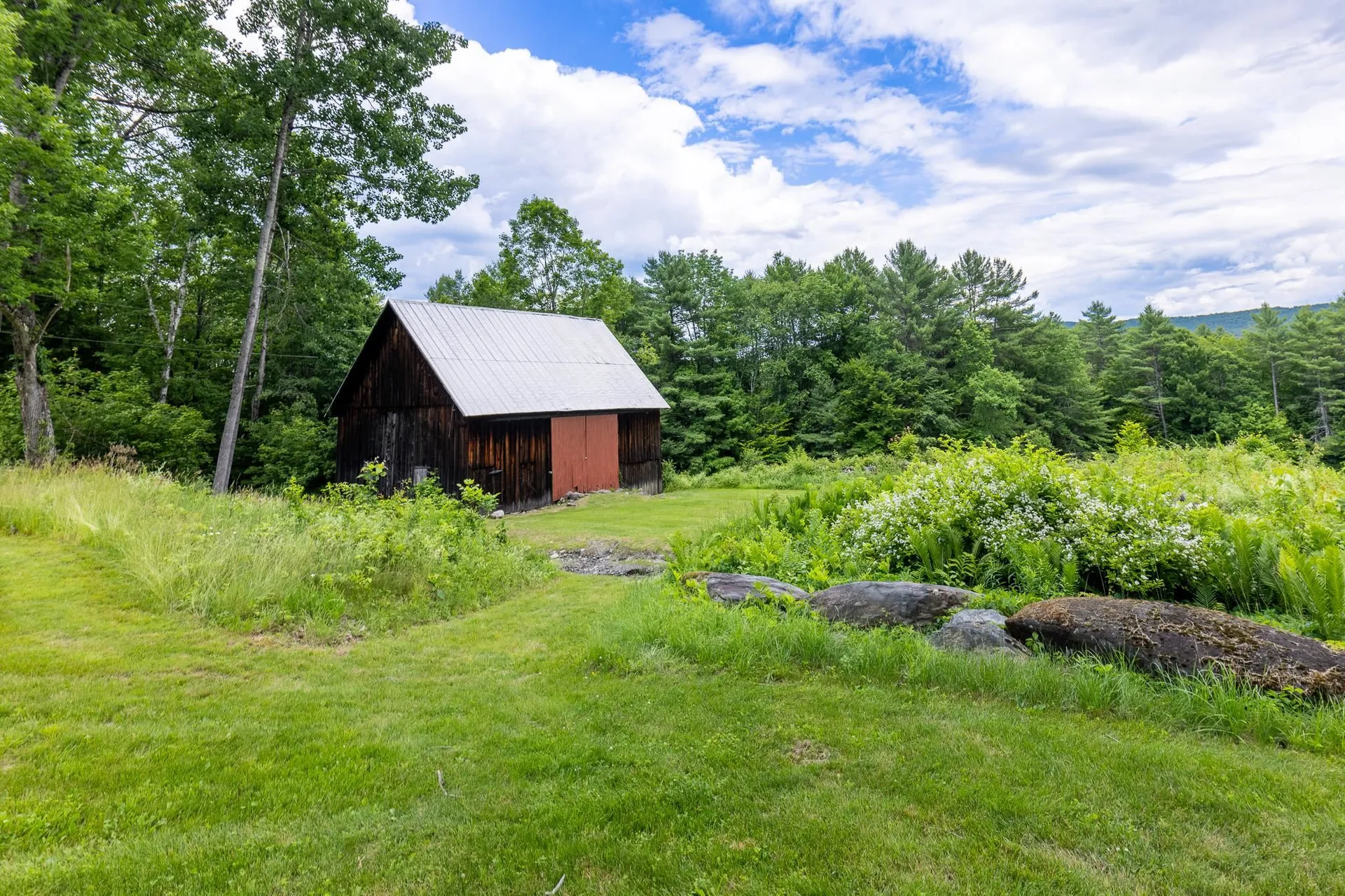 172 Poor Farm Road North Thetford VT 05075