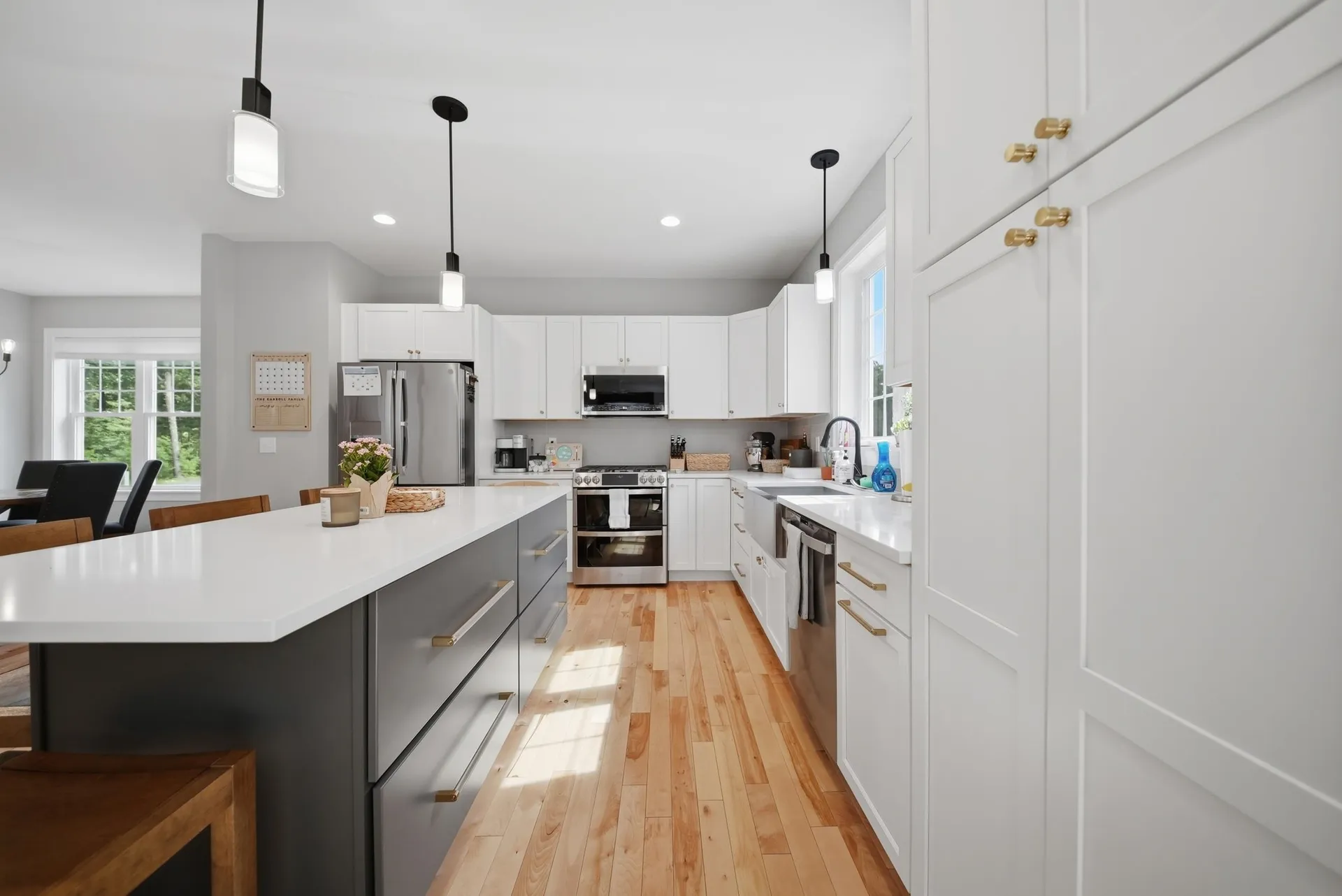 37 Clover Lane Londonderry NH 03053