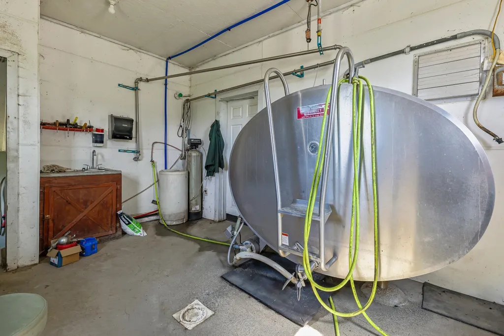 918 Armstrong Road Newport Town VT 05857