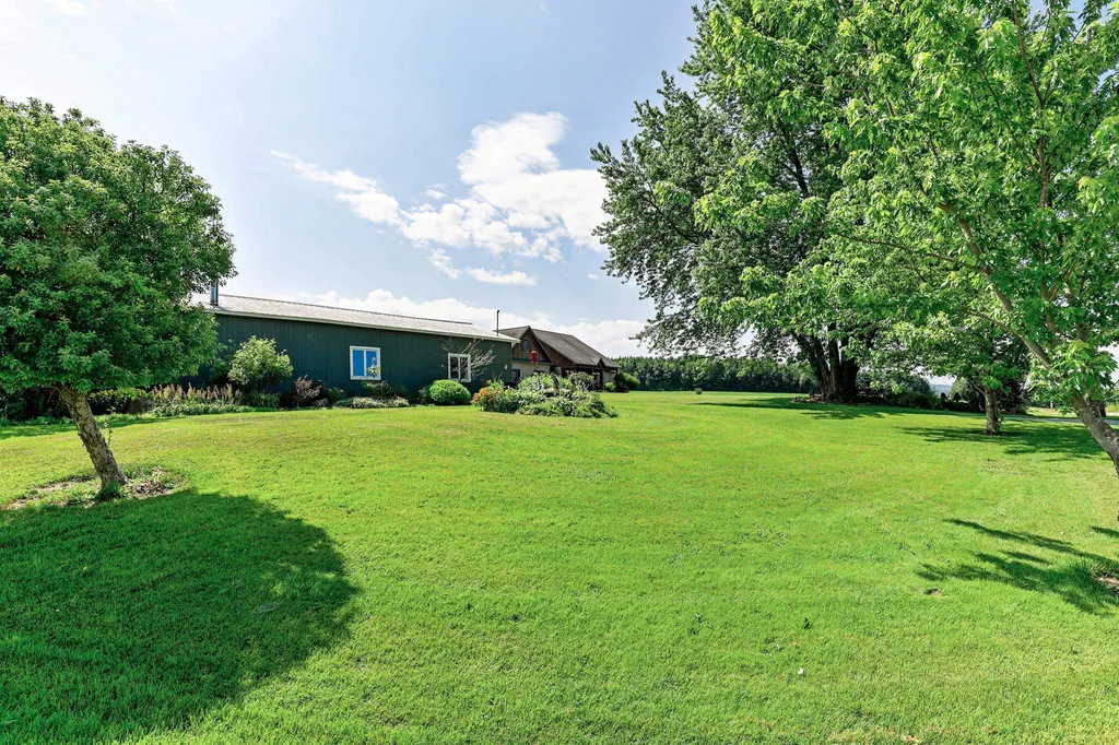 918 Armstrong Road Newport Town VT 05857
