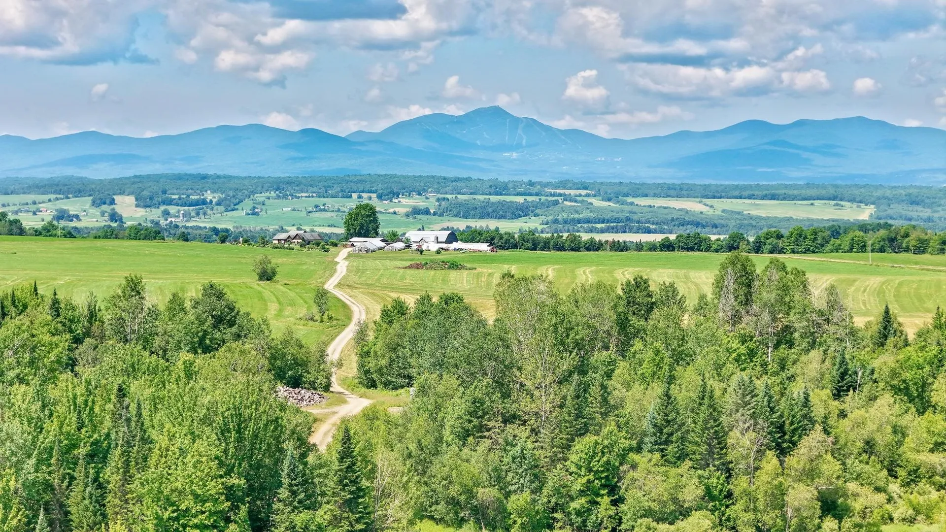 918 Armstrong Road Newport Town VT 05857
