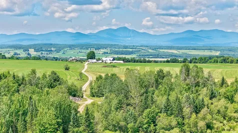 918 Armstrong Road Newport Town VT 05857