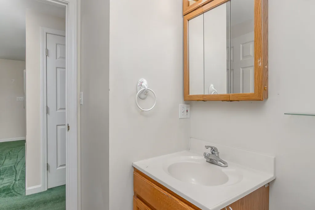 177 Jefferson Drive Hillsborough NH 03244