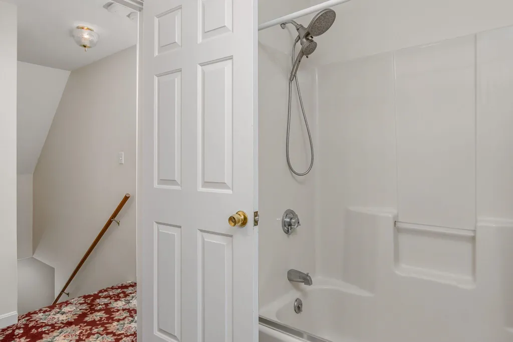 177 Jefferson Drive Hillsborough NH 03244