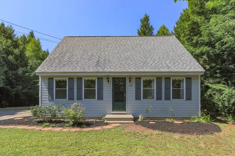 177 Jefferson Drive Hillsborough NH 03244
