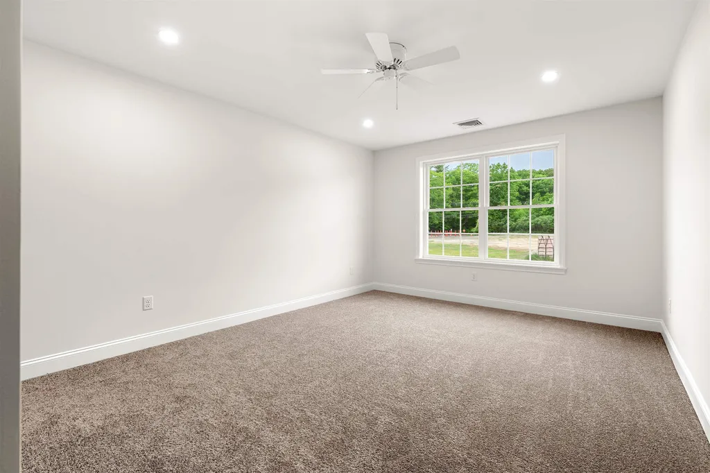 7B Violette Drive Epping NH 03042