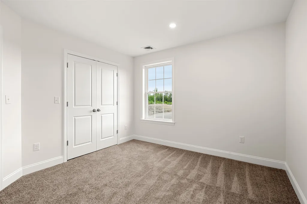 7B Violette Drive Epping NH 03042