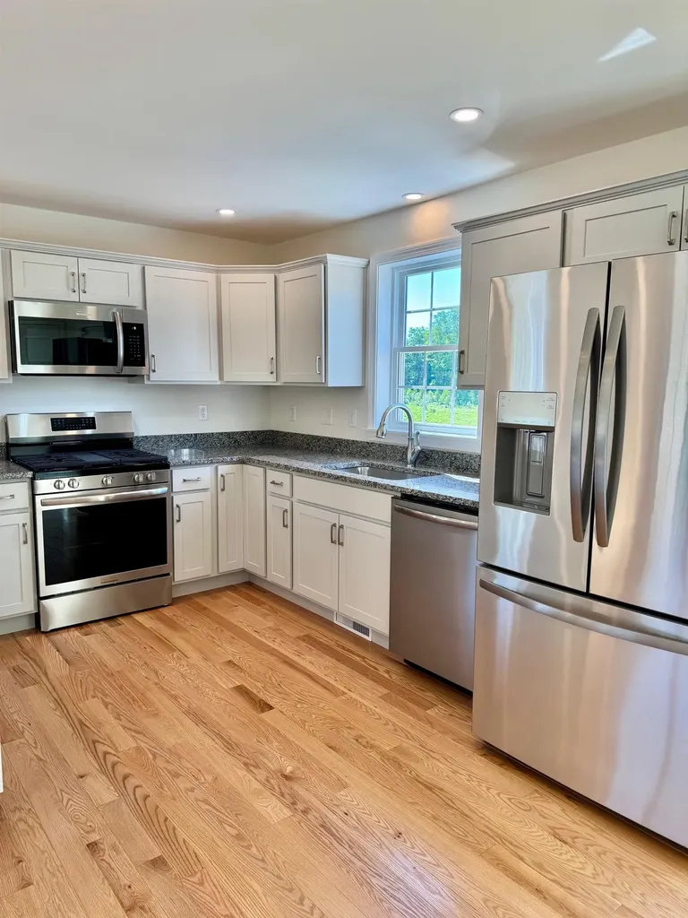 7B Violette Drive Epping NH 03042