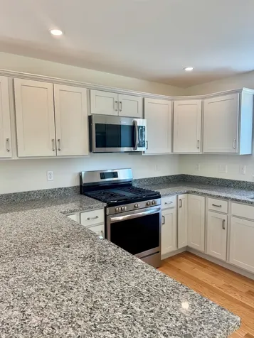 7B Violette Drive Epping NH 03042