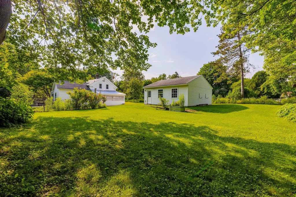 712 Vt Route 30 Dorset VT 05251