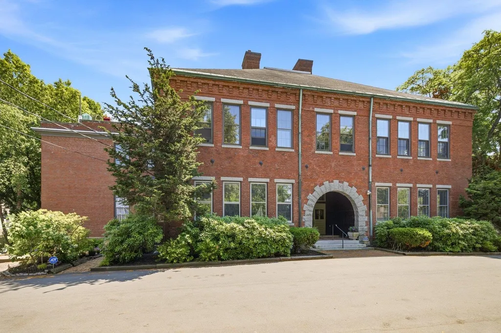 50 South School Street Portsmouth NH 03801