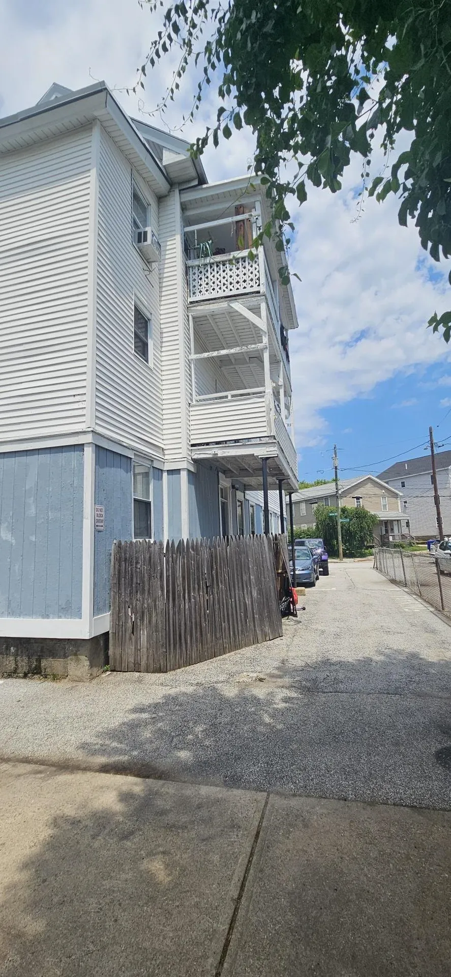 339 Amherst Street Manchester NH 03104