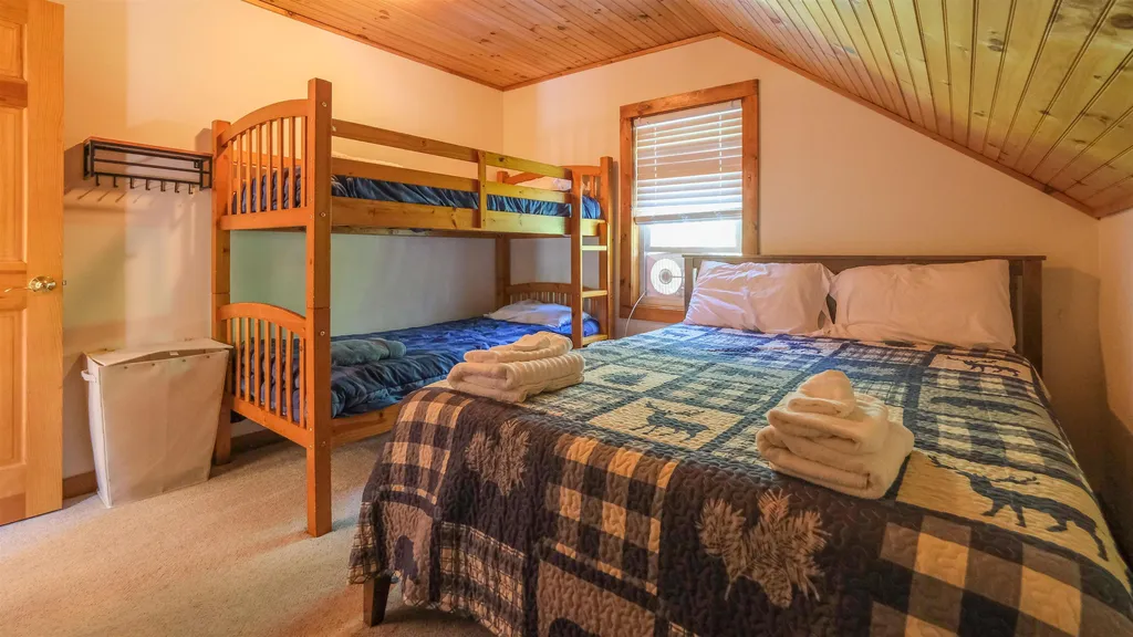 96 Paradise Lane Mount Holly VT 05758