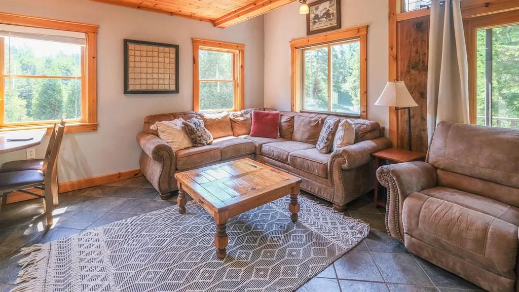 96 Paradise Lane Mount Holly VT 05758