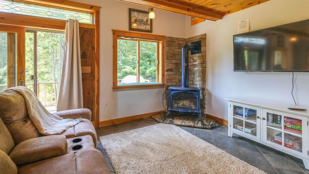 96 Paradise Lane Mount Holly VT 05758