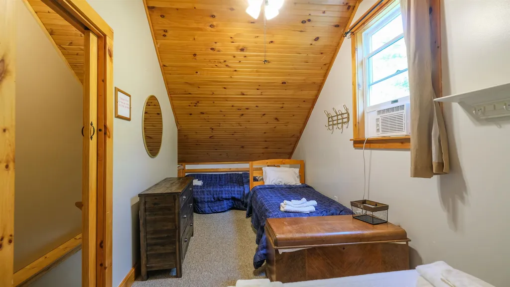96 Paradise Lane Mount Holly VT 05758