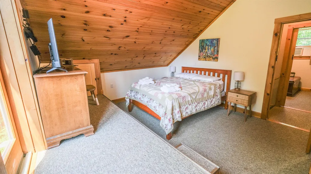96 Paradise Lane Mount Holly VT 05758
