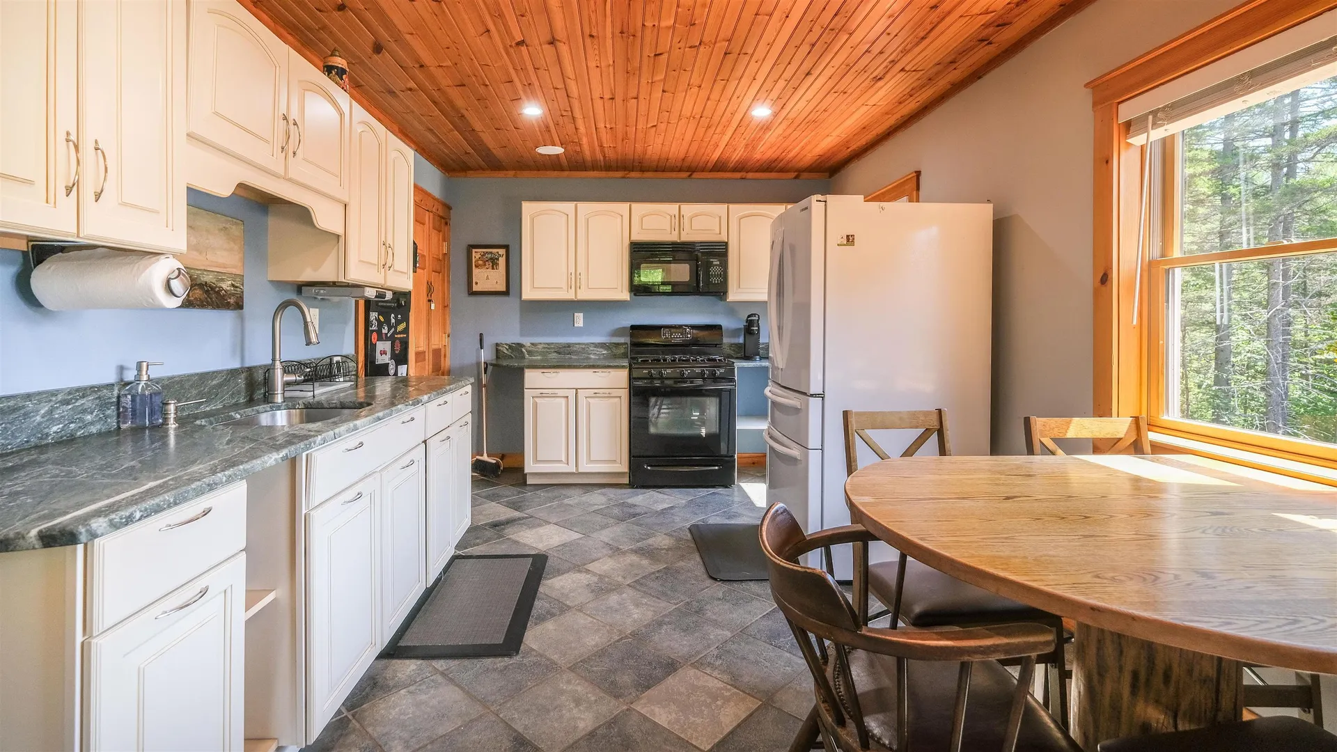 96 Paradise Lane Mount Holly VT 05758
