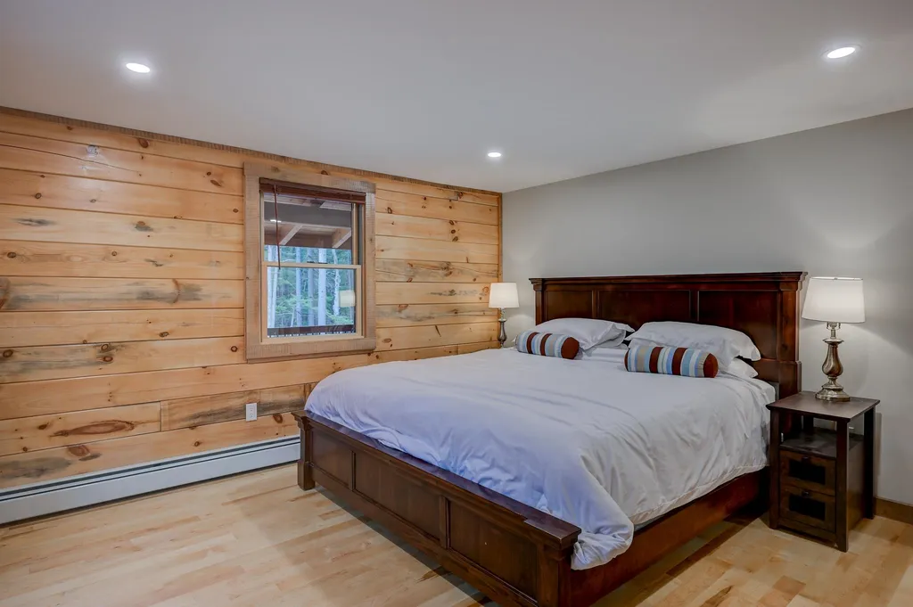 13 Thusis Road Madison NH 03849