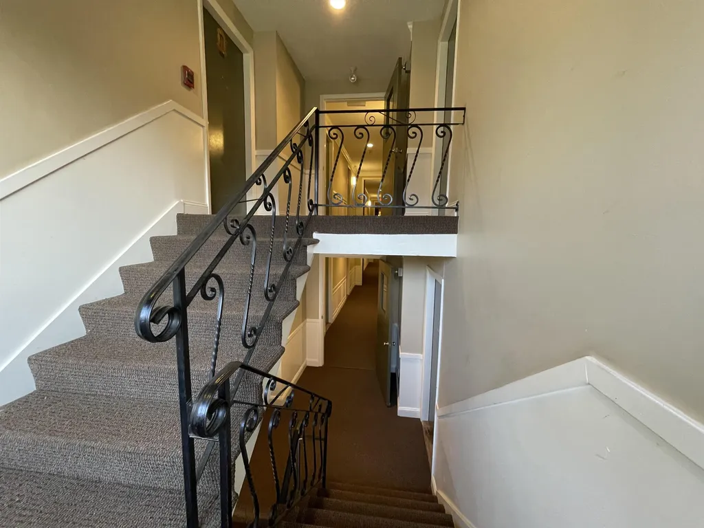 124 Mammoth Road Hooksett NH 03106