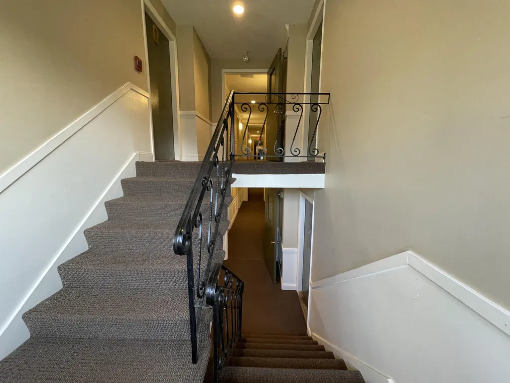124 Mammoth Road Hooksett NH 03106