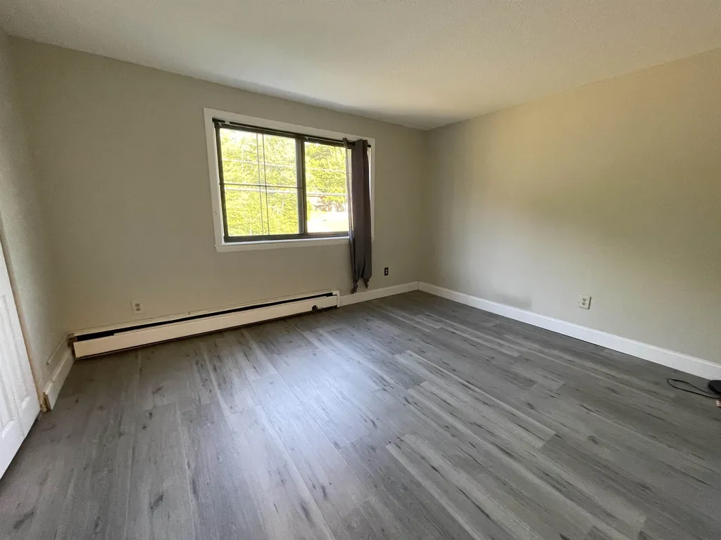124 Mammoth Road Hooksett NH 03106