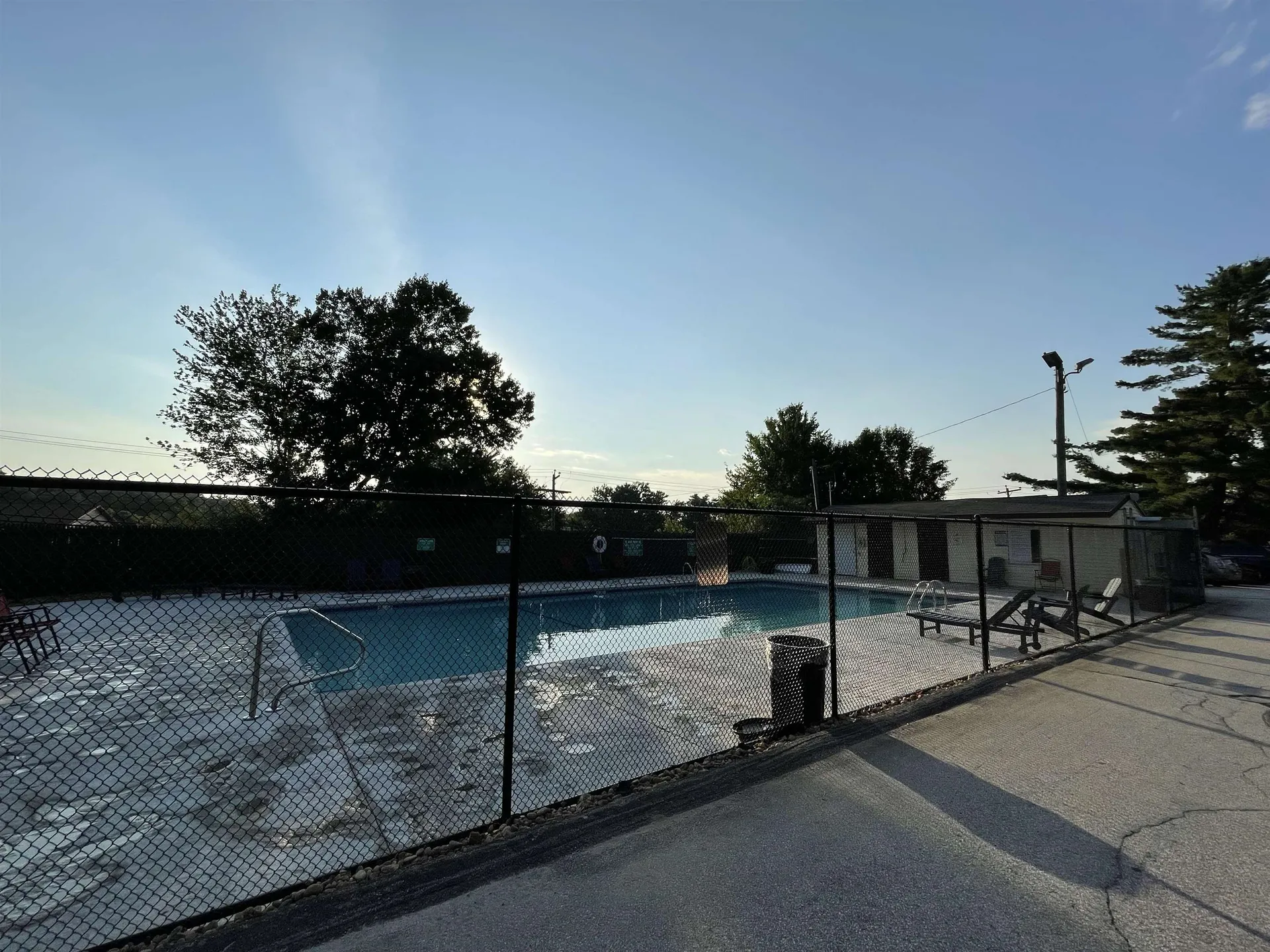 124 Mammoth Road Hooksett NH 03106