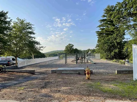 124 Mammoth Road Hooksett NH 03106
