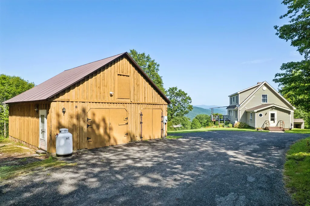 1702 Sanders Road Bethel VT 05032