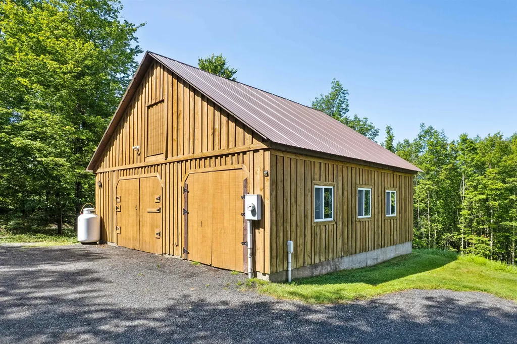 1702 Sanders Road Bethel VT 05032