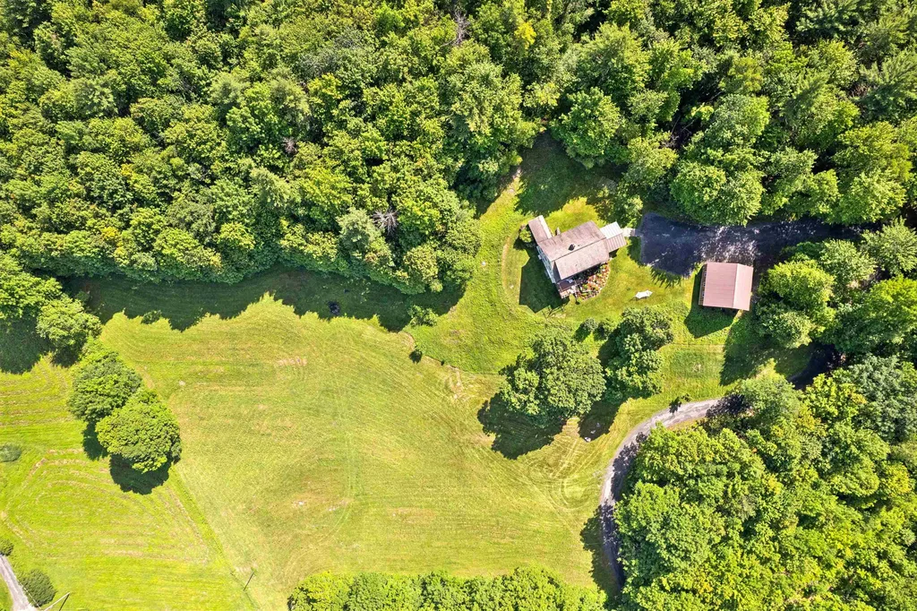 1702 Sanders Road Bethel VT 05032