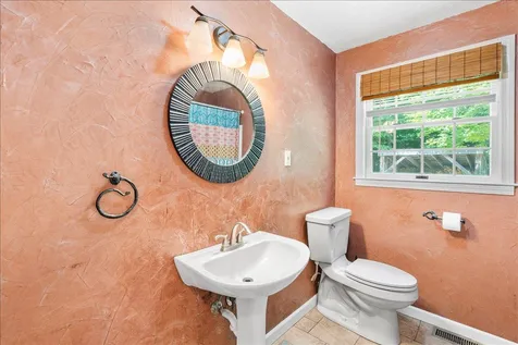 6 Barnett Road Fairfax VT 05454