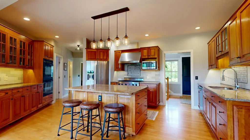 440 Haymaker Road Charlotte VT 05445