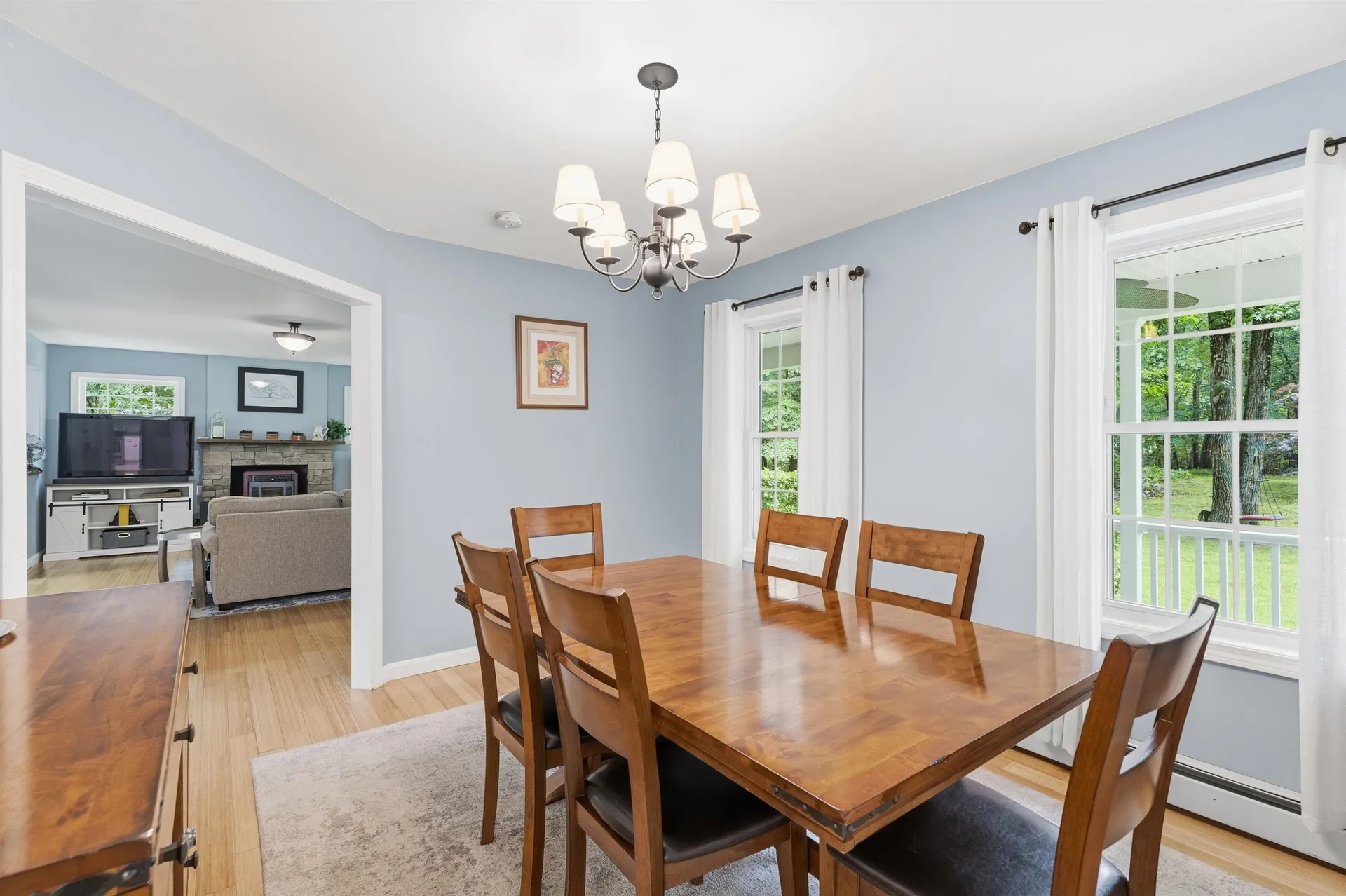 8 Tyler Drive Londonderry NH 03053