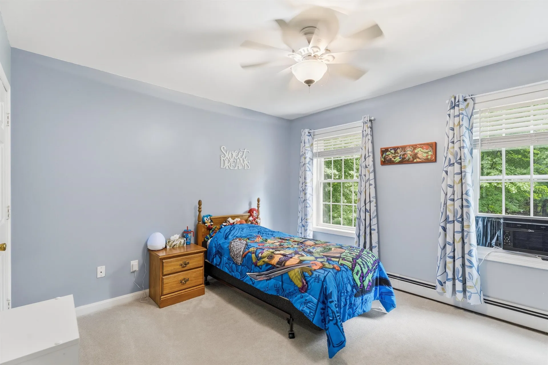 8 Tyler Drive Londonderry NH 03053