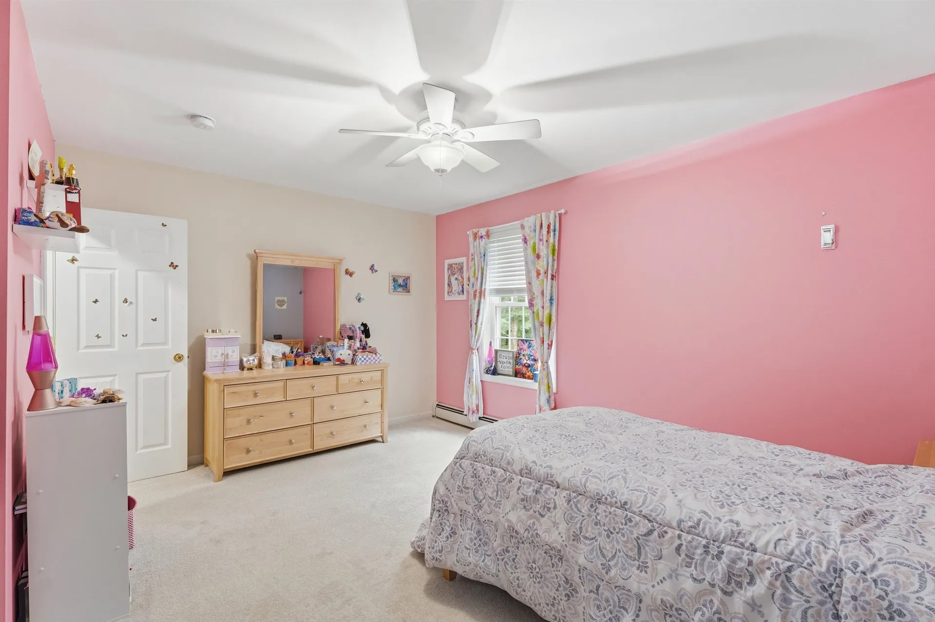 8 Tyler Drive Londonderry NH 03053