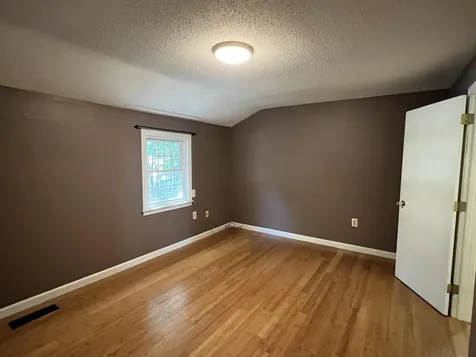 32 Cannongate Iii Road Nashua NH 03063