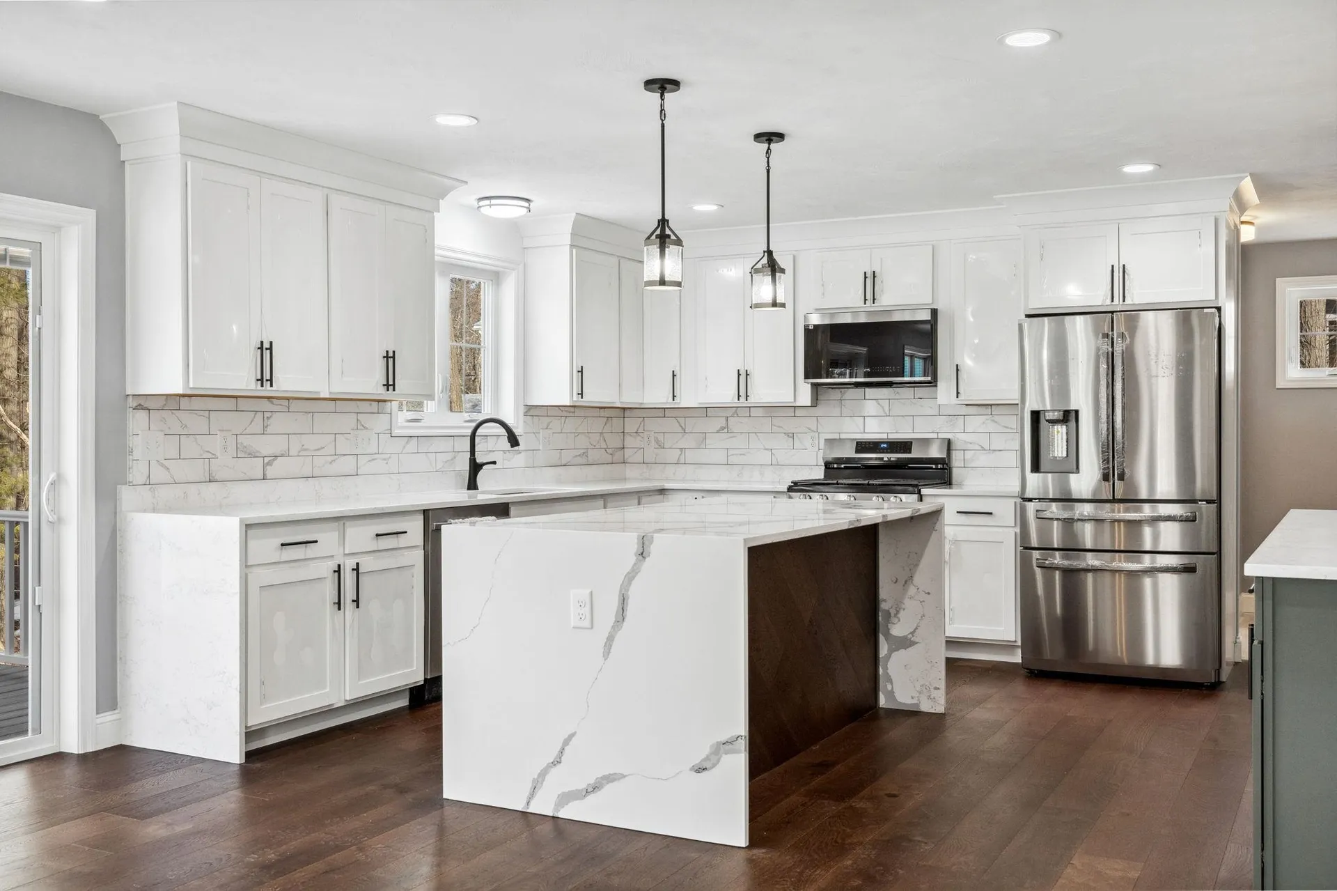 38 Bell Street Nashua NH 03064
