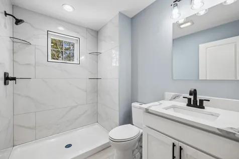 38 Bell Street Nashua NH 03064